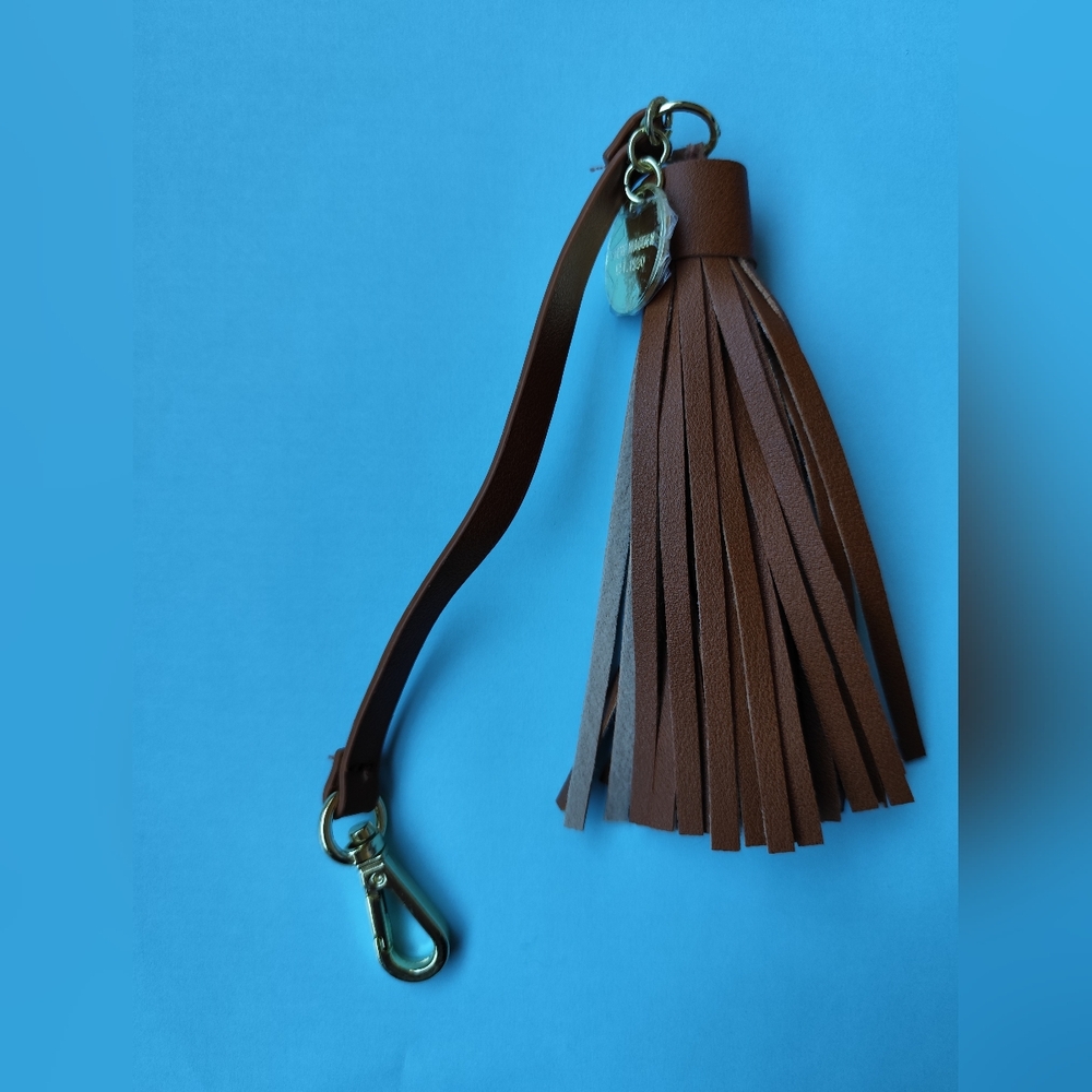 3/$20💗Steve Madden purse charm, tassel bag charm
